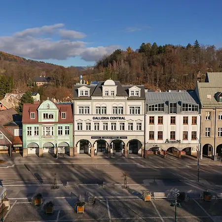 Galleria & Wellness 公寓式酒店 4*