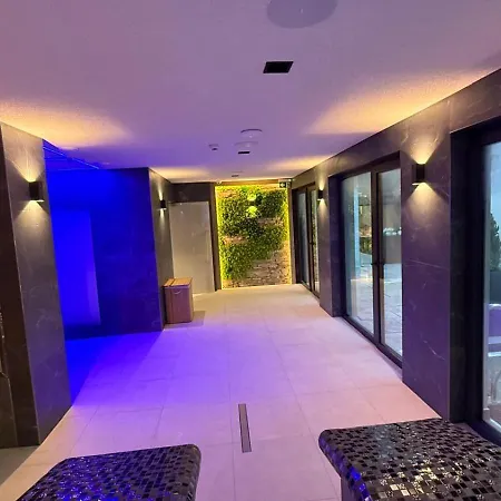 Galleria & Wellness Apart-hotel 4*